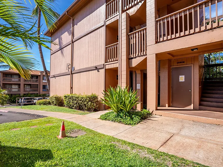 3740 Lower Honoapiilani Rd #F307 — Photo 29
