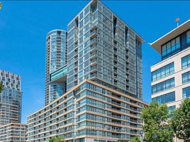10 Capreol Ct