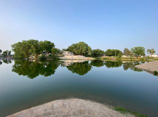 129 Clear Crk W, Columbus, NE 68601