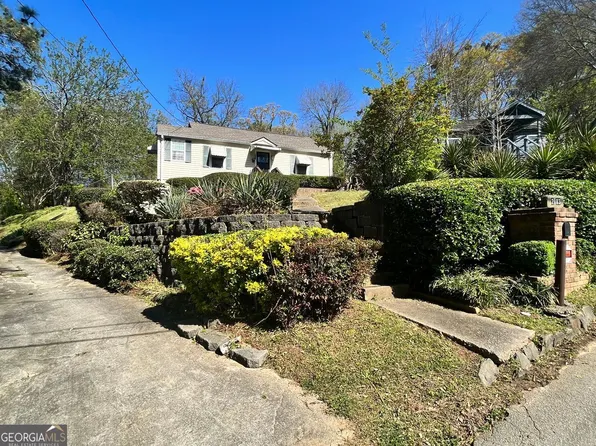 2103 Arlington Cir NW, Atlanta, GA 30318