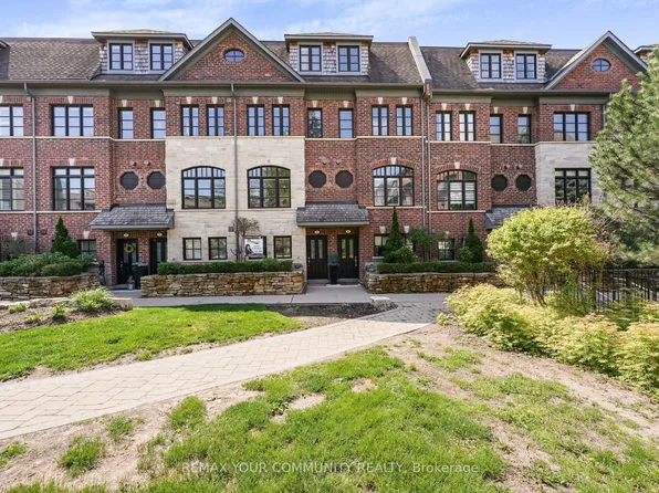 16 Agar Ln, Vaughan, ON L4L 0C5