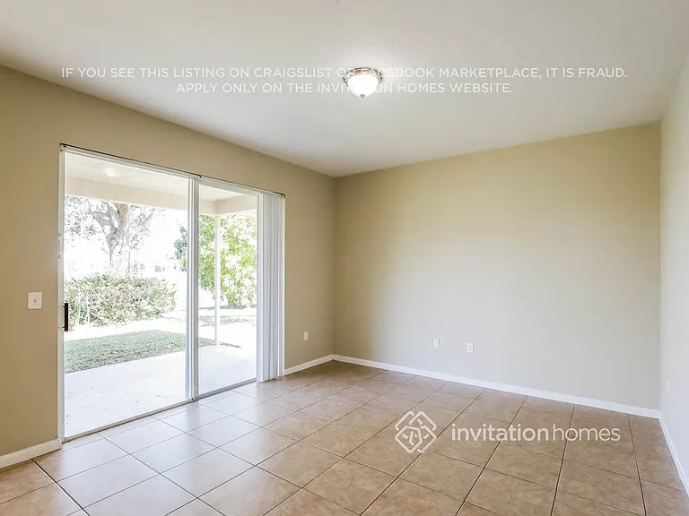 4293 SW 128th Ave — Photo 8