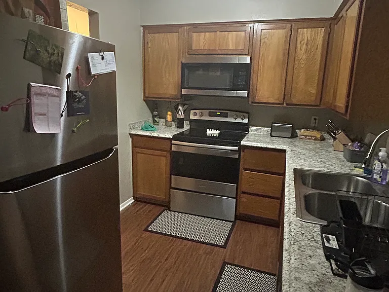 7022 Lincoln Dr — Photo 3