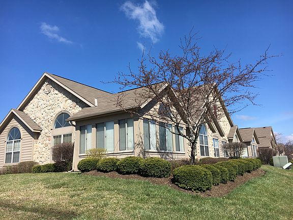3rd image of 8897 Linksway Dr