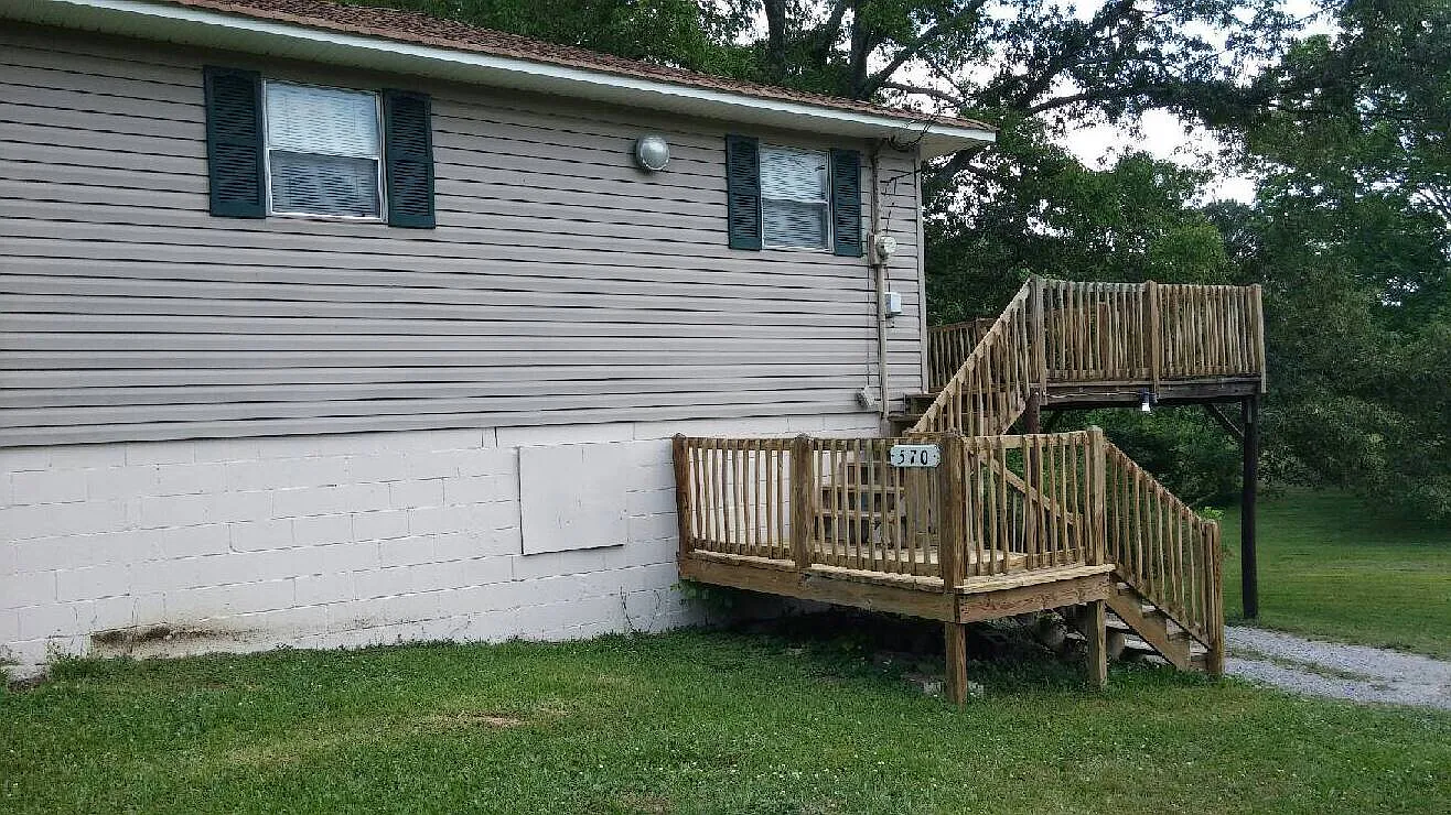2 bed, 1000 sqft, $1,197 — Photo 2