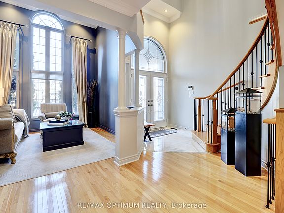 3rd image of 84 Nova Scotia Rd