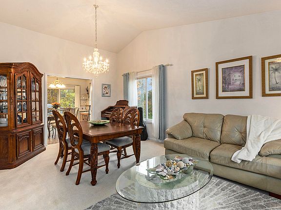 5th image of 5487 W Heathwood Dr SE
