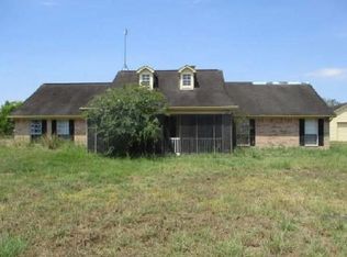 4739 Meadowlark Ln, Sealy, TX 77474