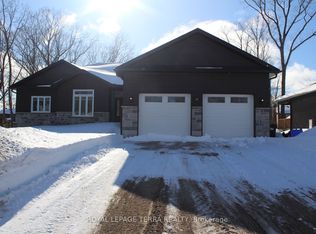 30 Bellehumeur Rd, Tiny, ON L9M0J1