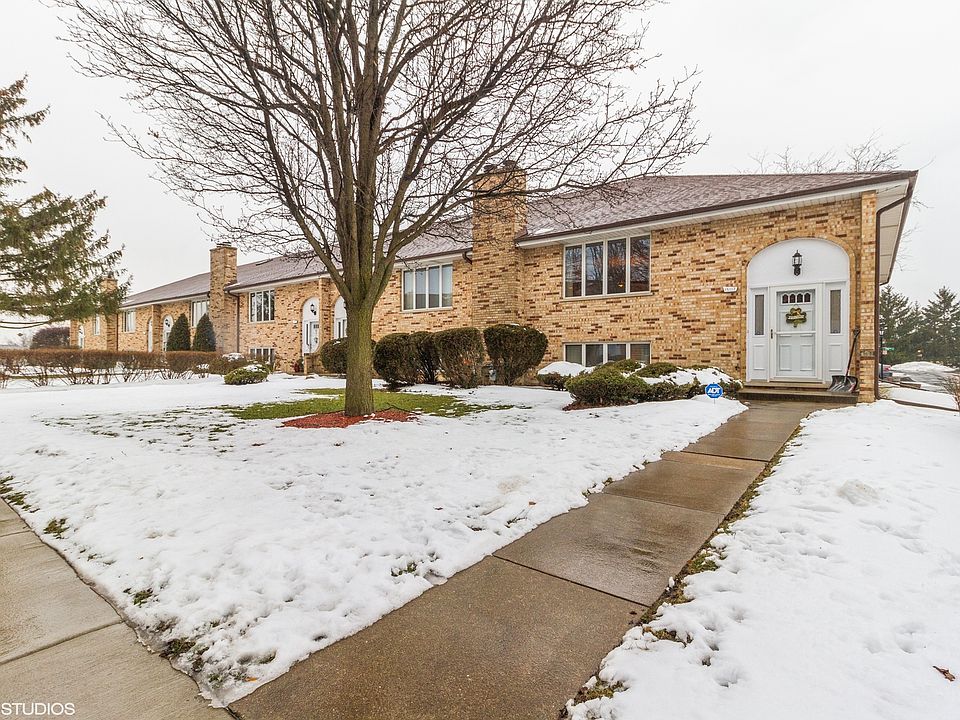 1st image of 15117 S 75th Ct #18