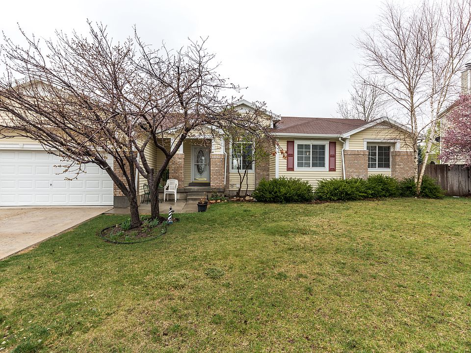 1st image of 4649 W Harkness Dr