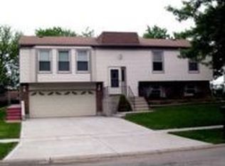 424 Sword Way, Bolingbrook, IL 60440