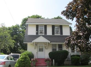103 Rutland Rd, Freeport, NY 11520