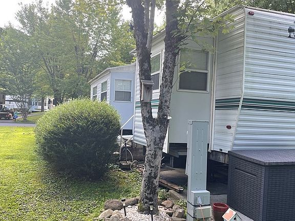 5th image of 4229 E Parkway Lot 285