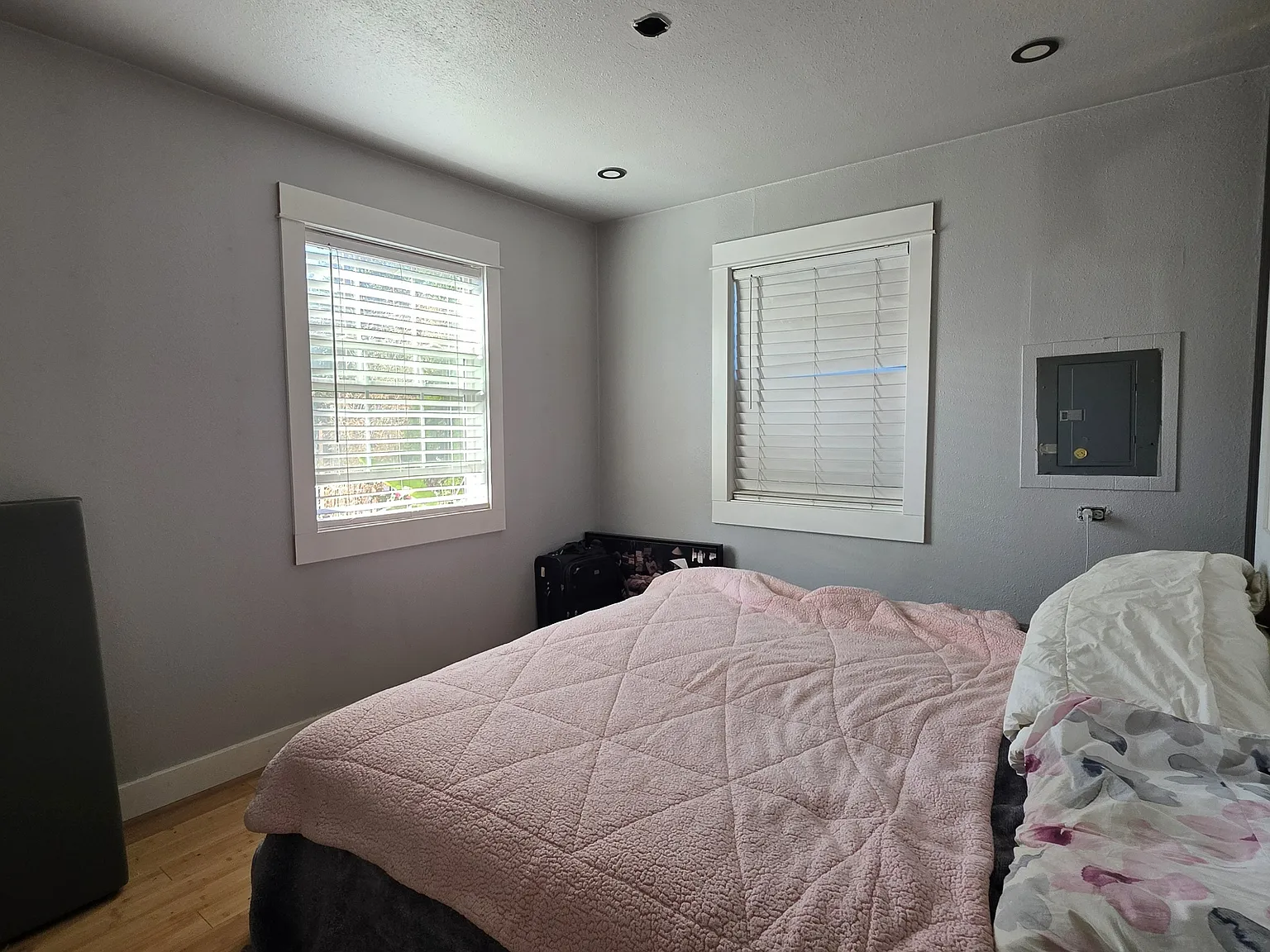 2 bed, 674 sqft, $1,900 — Photo 3