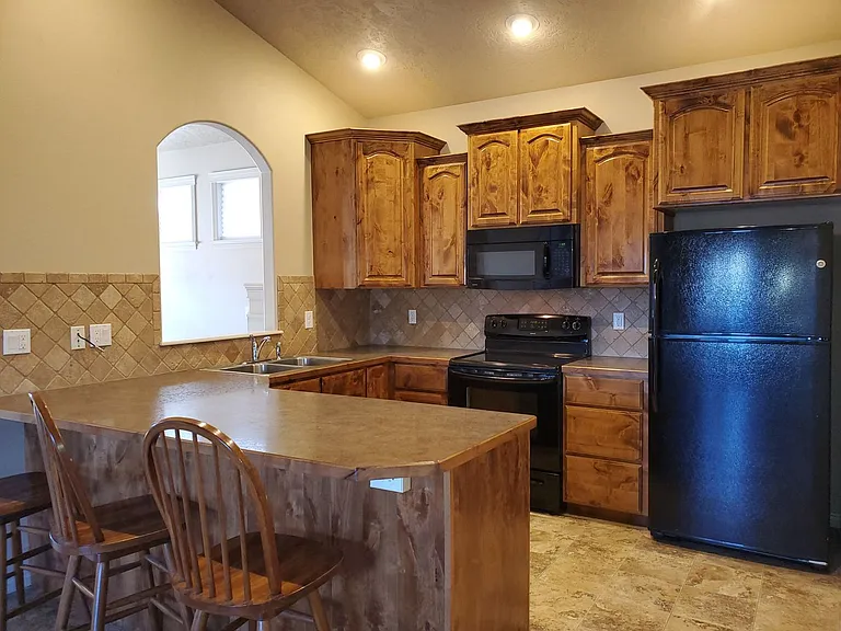 4289 S Lipori Ave — Photo 4