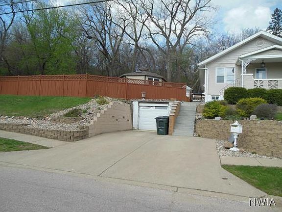 2nd image of 3109 Morgan St