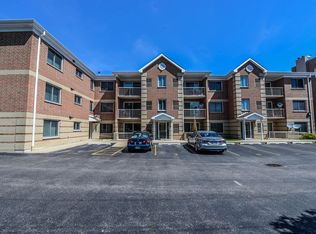 8751 W Catherine Ave APT 103, Chicago, IL 60656