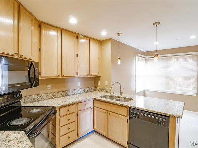 3309 Lower Lakes Estates Dr — Photo 4