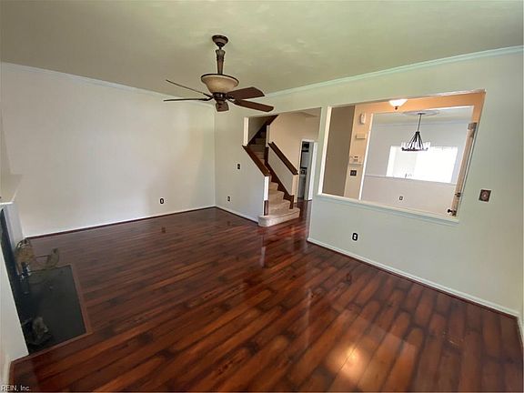 2nd image of 115 Creekstone Dr