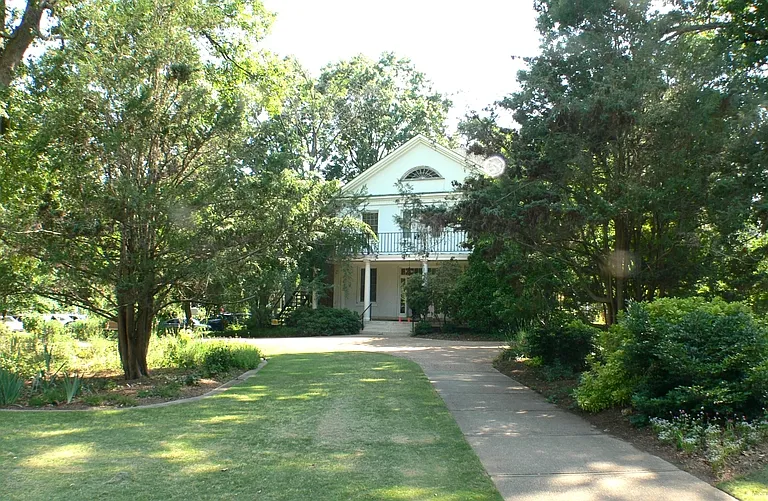 815 Clay St #C — Photo 16