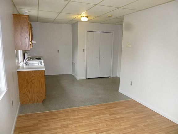 Living Room/Kitchen