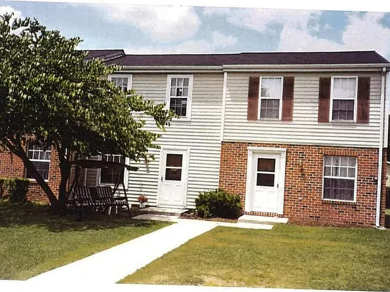 Taneytown Village — Photo 3