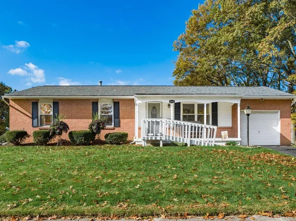 893 Hunt Valley Dr, Reynoldsburg, OH 43068