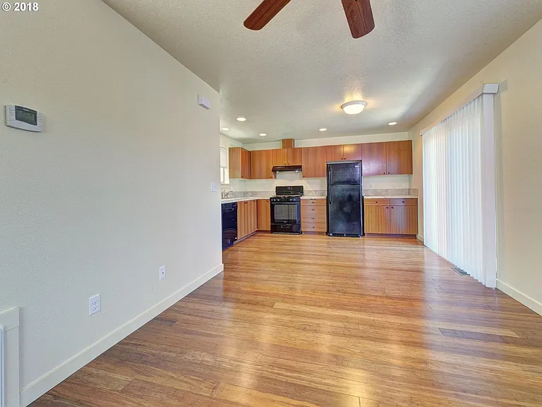 6679 NE 13th Ave #B — Photo 3