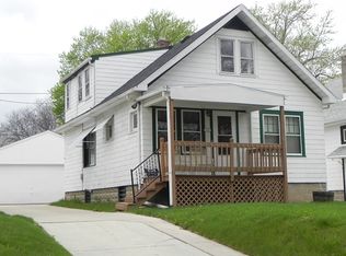 1331 S 90th St, West Allis, WI 53214