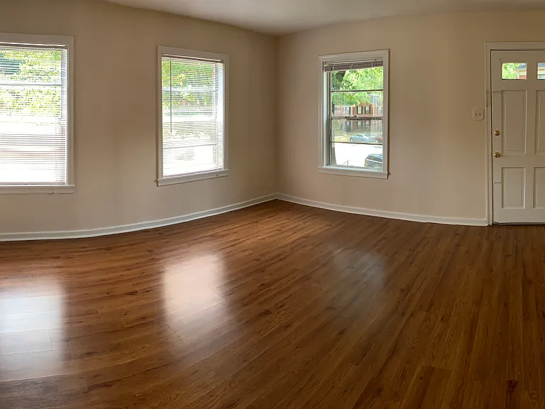 1622 Valley Ave — Photo 37