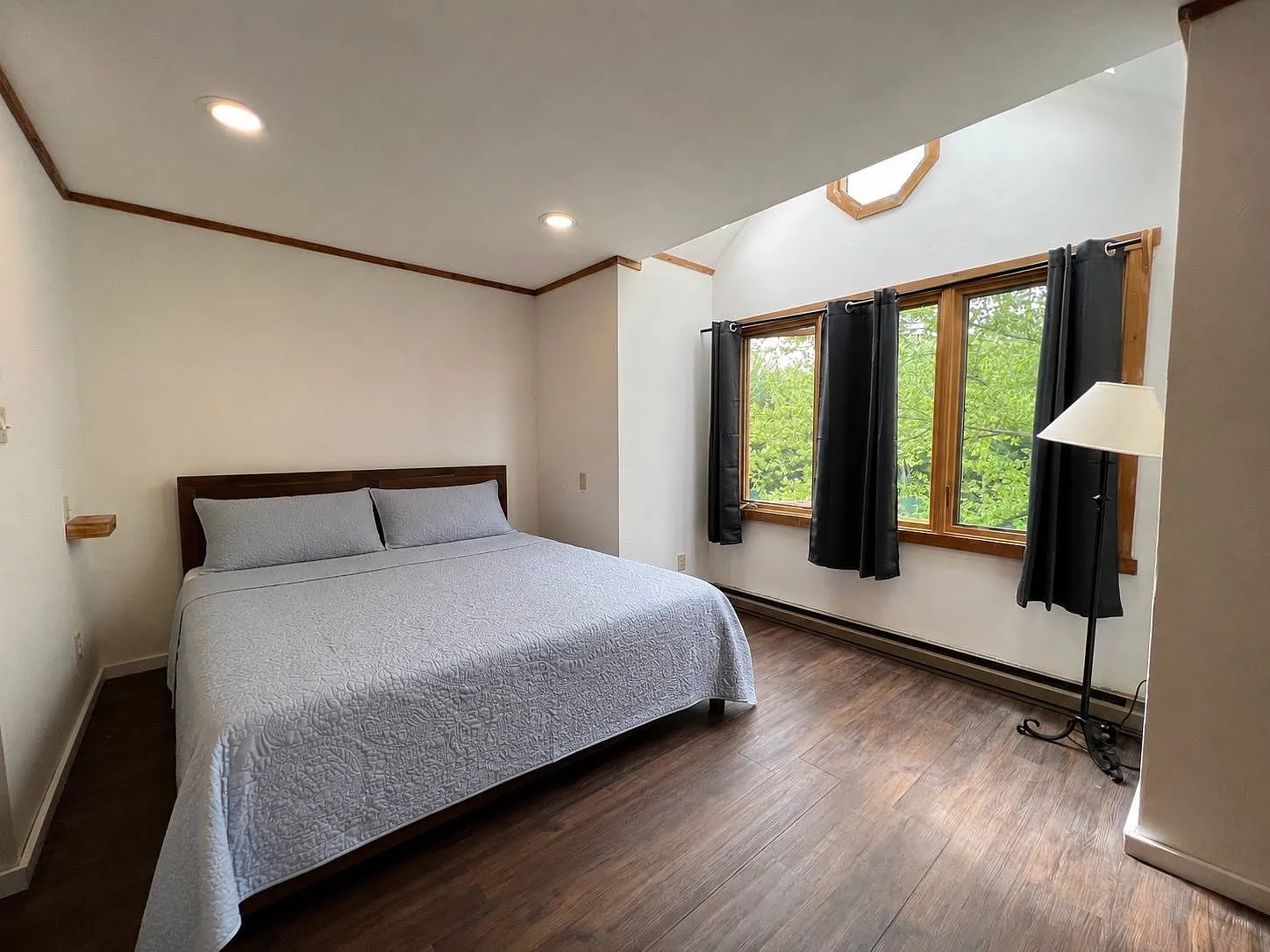 2 bed, 2.0 bath, $2,900 — Photo 3