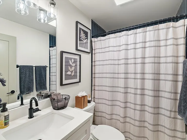 308 Sunliner Dr — Photo 26