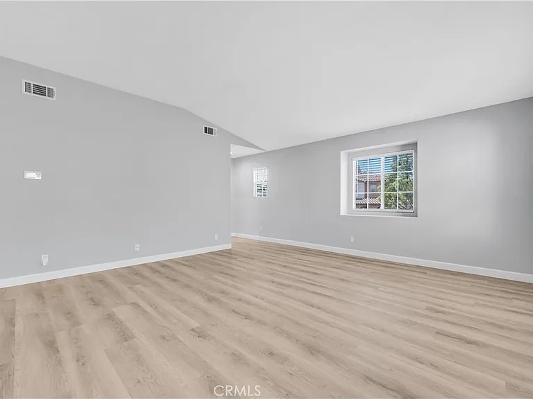 1258 Begovich St — Photo 37