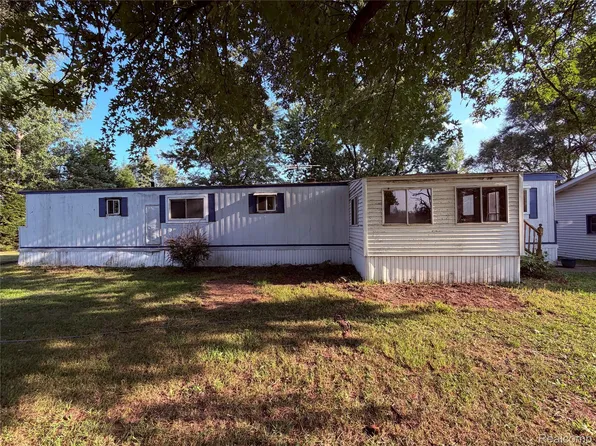 5656 Delong Rd, Cass City, MI 48726