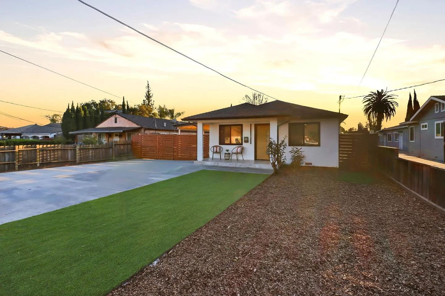 317 Dale Dr photo 1