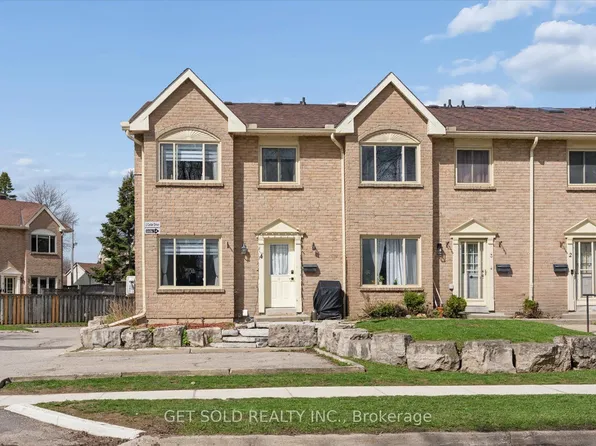2 Cedar Dr #4, Orangeville, ON L9W 2X6