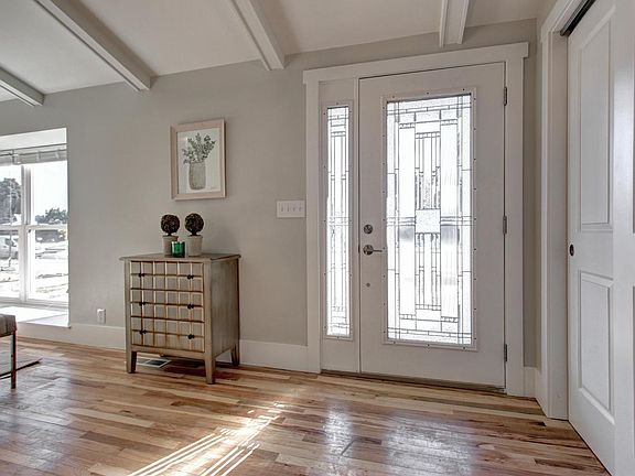 2nd image of 9023 W Warren Dr