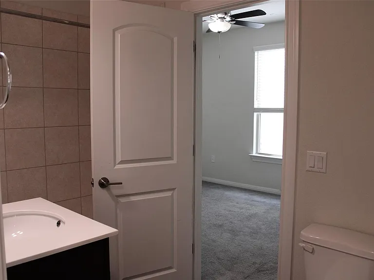13902 Ilex Dr — Photo 14