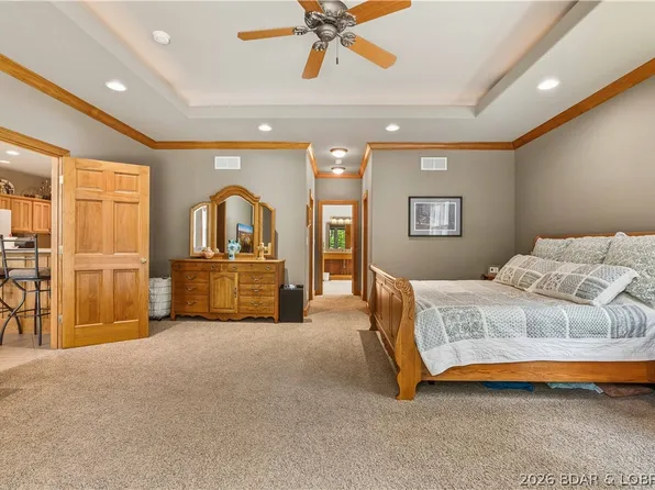 46 Black Rd, Kaiser, MO 65047