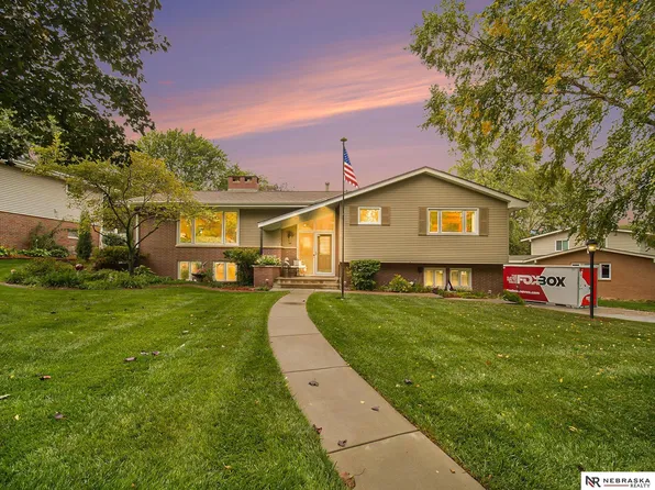 1231 Mulder Dr, Lincoln, NE 68510