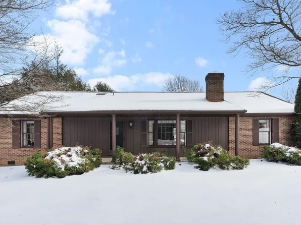 298 George Home Rd, Waynesboro, VA 22980