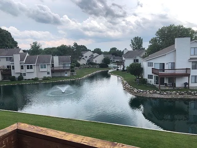 2 bed, 1255 sqft, $1,700 — Photo 1