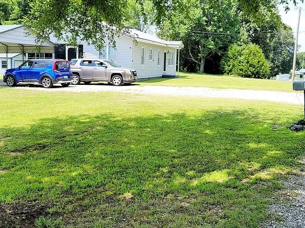 10 Vaughns Grove Rd, Trenton, TN 38382