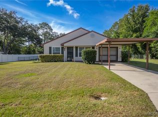 21368 SW Peach Blossom St, Dunnellon, FL 34431