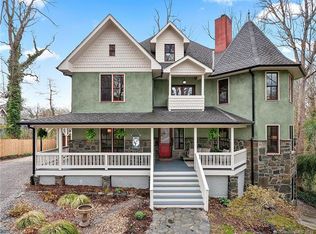 254 Pearson Dr, Asheville, NC 28801