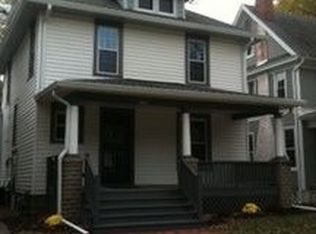 309 1/2 W Columbia Ave, Champaign, IL 61820