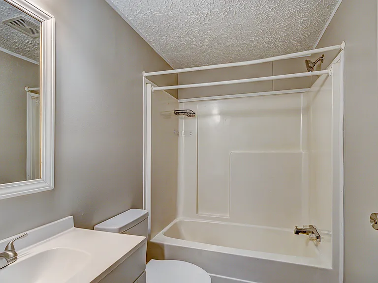 3351 Appletree Ct — Photo 10