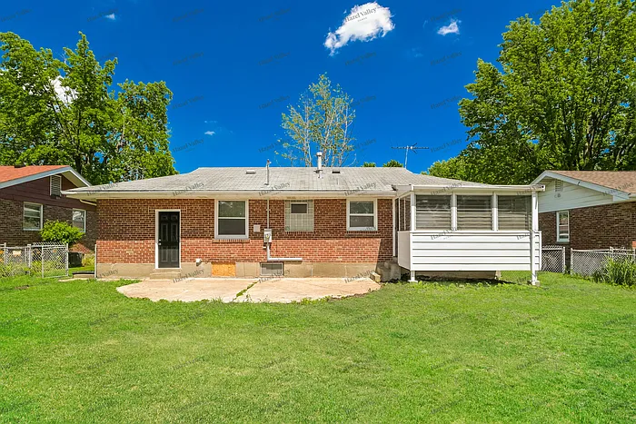 313 Ward Dr — Photo 12