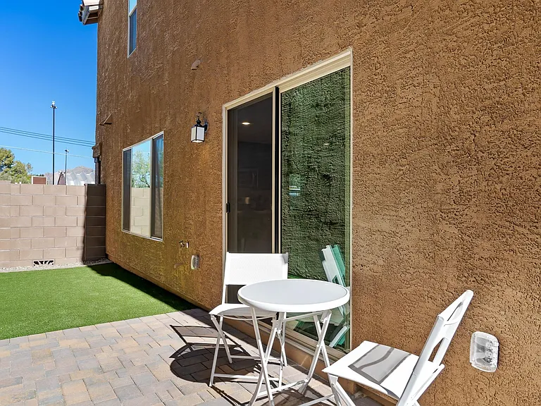 1113 E Ascent St — Photo 15